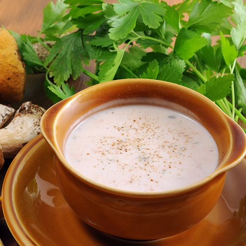 Jemná hubová polievka