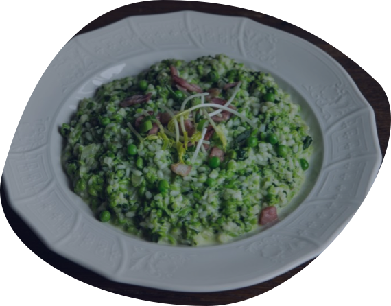 Spinach risotto with peas